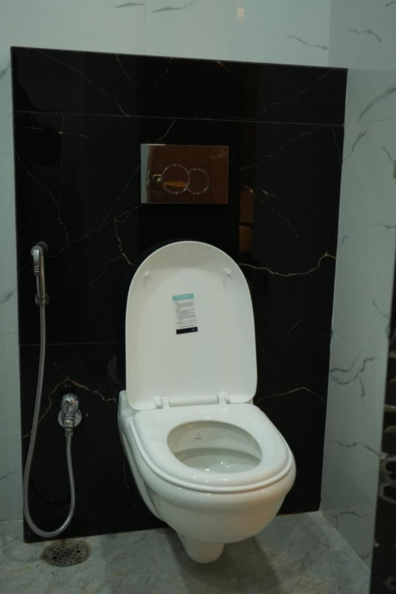 Hotel Golden Palace Lakhnau Kültér fotó